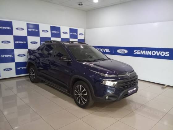 FIAT TORO 2.0 16V TURBO DIESEL ULTRA 4WD AT9 FIAT TORO 2.0 16V TURBO DIESEL ULTRA 4WD AT9